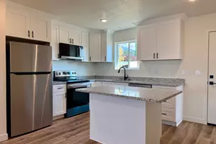 294 E 600 N, Tooele, UT 84074 - Photo 5