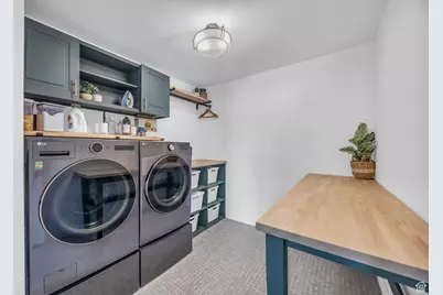 2948 S Puddle Ln, Saratoga Springs, UT 84045 - Photo 33