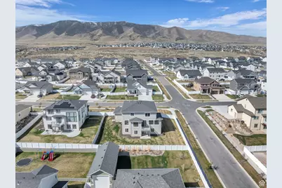 2948 S Puddle Ln, Saratoga Springs, UT 84045 - Photo 45