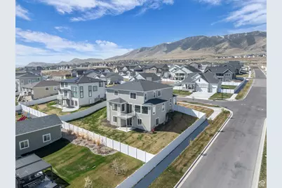 2948 S Puddle Ln, Saratoga Springs, UT 84045 - Photo 39