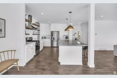 2948 S Puddle Ln, Saratoga Springs, UT 84045 - Photo 9