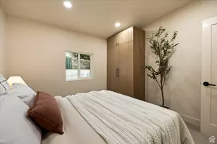 1825 S 2600 E, Salt Lake City, UT 84108 - Photo 25