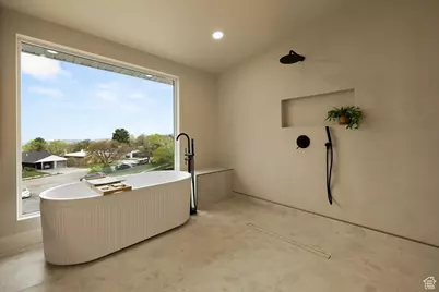 1825 S 2600 E, Salt Lake City, UT 84108 - Photo 9