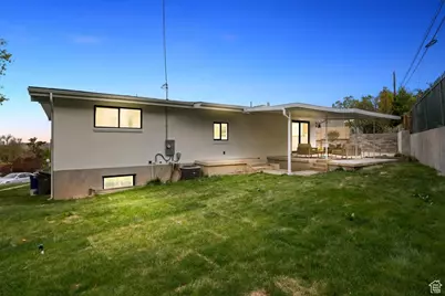 1825 S 2600 E, Salt Lake City, UT 84108 - Photo 37