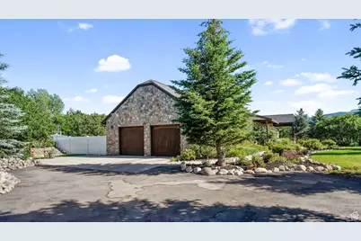 4250 Lake Creek Farms Rd, Heber City, UT 84032 - Photo 43