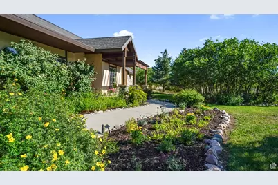 4250 Lake Creek Farms Rd, Heber City, UT 84032 - Photo 3