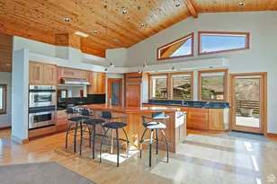 152 N Silver Oak Rd, Salt Lake City, UT 84108 - Photo 7