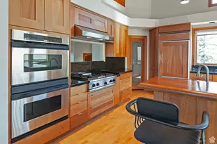 152 N Silver Oak Rd, Salt Lake City, UT 84108 - Photo 9