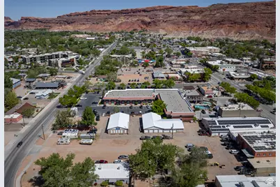 38 S 100 W, Moab, UT 84532 - Photo 17