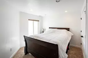 4043 E Oakland Hills Dr, Eagle Mountain, UT 84005 - Photo 23