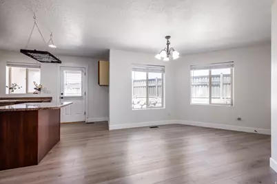 4043 E Oakland Hills Dr, Eagle Mountain, UT 84005 - Photo 5