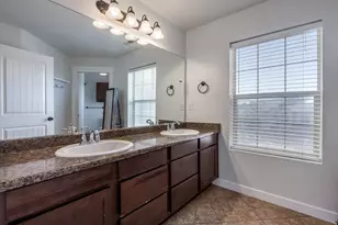 4043 E Oakland Hills Dr, Eagle Mountain, UT 84005 - Photo 15