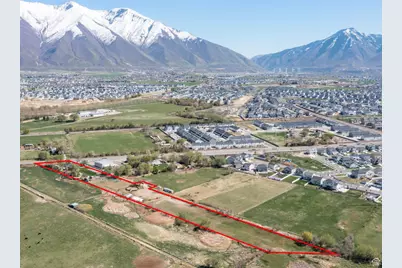 2490 S State St, Springville, UT 84663 - Photo 3