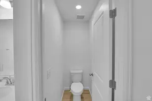 2090 E Burger St, Lake Point, UT 84074 - Photo 11