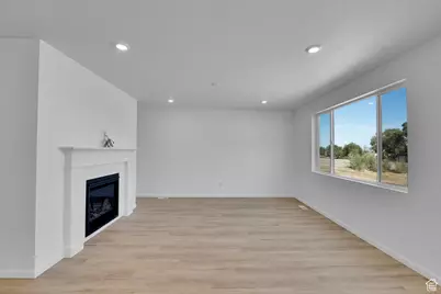 2029 E Burger St #1244, Lake Point, UT 84074 - Photo 7