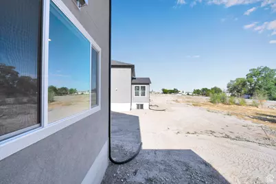 2029 E Burger St #1244, Lake Point, UT 84074 - Photo 35