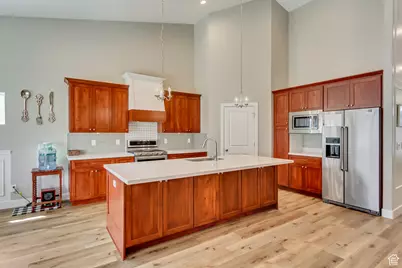 1496 N Stellar Way, Saratoga Springs, UT 84045 - Photo 9