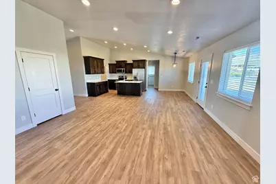 884 W Factory St, Garland, UT 84312 - Photo 3