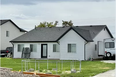 884 W Factory St, Garland, UT 84312 - Photo 5