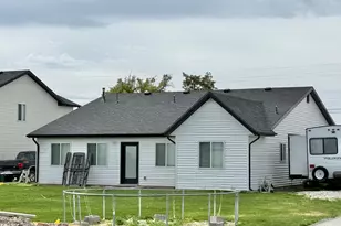 884 W Factory St, Garland, UT 84312 - Photo 5