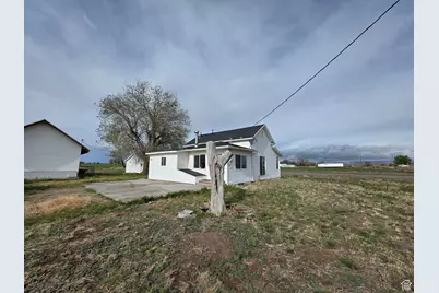 98 W 1000 N, Delta, UT 84624 - Photo 3