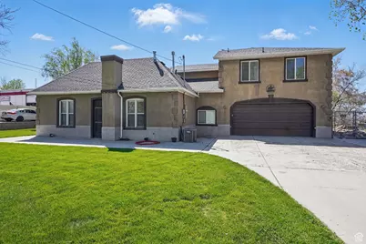 2490 S State St, Springville, UT 84663 - Photo 1