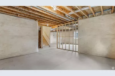 2298 E Parkside Cir S, South Ogden, UT 84403 - Photo 29