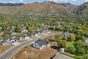 2298 E Parkside Cir S, South Ogden, UT 84403 - Photo 33