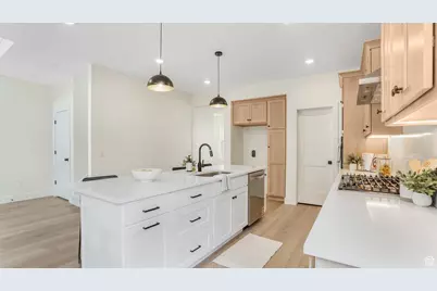 2298 E Parkside Cir S, South Ogden, UT 84403 - Photo 11