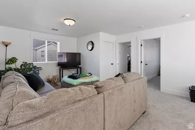 889 N 900 W, Tremonton, UT 84337 - Photo 13