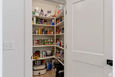 889 N 900 W, Tremonton, UT 84337 - Photo 5