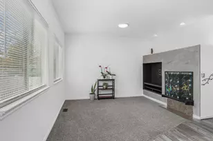 10674 S Pine Shadow Rd, South Jordan, UT 84009 - Photo 3