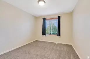 7812 N Crestwood Circle, Eagle Mountain, UT 84005 - Photo 15