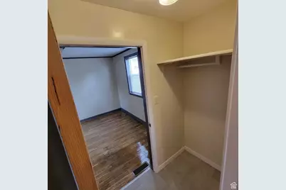 207 N Rawlins St, East Carbon, UT 84520 - Photo 31
