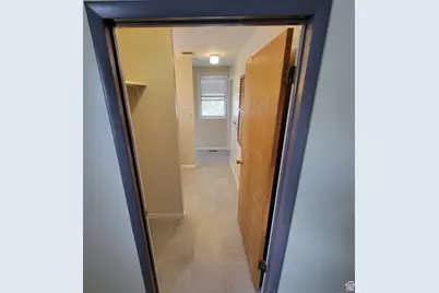 207 N Rawlins St, East Carbon, UT 84520 - Photo 37