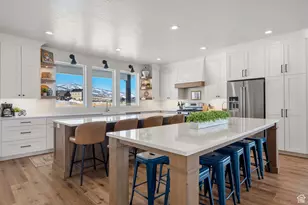 330 W Morning Star Cir, Garden City, UT 84028 - Photo 11