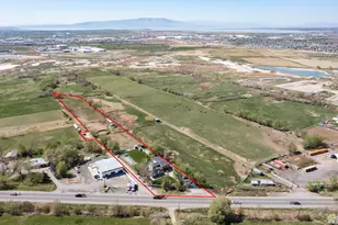 2490 S State St, Springville, UT 84663 - Photo 1