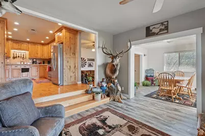 2490 S State St, Springville, UT 84663 - Photo 19