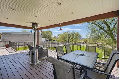 2490 S State St, Springville, UT 84663 - Photo 37