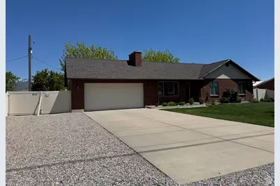 2620 N 2200 W, Salt Lake City, UT 84116 - Photo 1