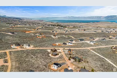 3467 S Porcupine Cir, Garden City, UT 84028 - Photo 33