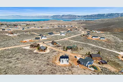 3467 S Porcupine Cir, Garden City, UT 84028 - Photo 31