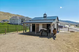 6433 N Glenmar Way E, Eagle Mountain, UT 84005 - Photo 9