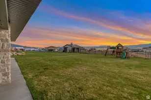 6433 N Glenmar Way E, Eagle Mountain, UT 84005 - Photo 39