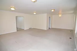 183 E Ama Fille Ln N, Elk Ridge, UT 84651 - Photo 7