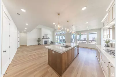 1148 N 1875 E #2, Layton, UT 84040 - Photo 15