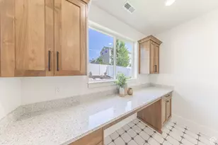 1148 N 1875 E, Layton, UT 84040 - Photo 19