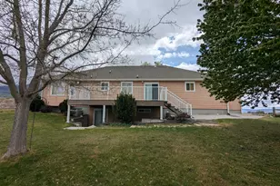 565 E Platt Ln, Mona, UT 84645 - Photo 39
