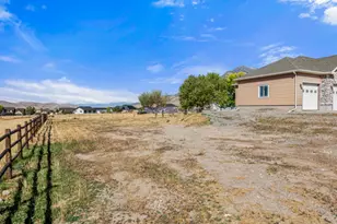 565 E Platt Ln, Mona, UT 84645 - Photo 45