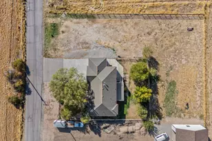 565 E Platt Ln, Mona, UT 84645 - Photo 45